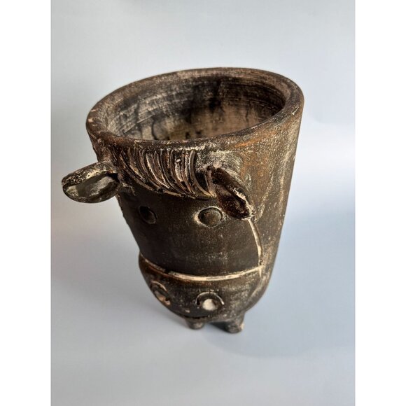 Handcrafted Volcanic Ash Cow Planter Rustic Black Distressed Finish Unique Anima - Picture 6 of 7